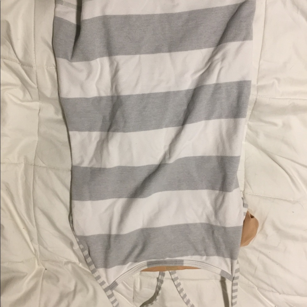 Lululemon - Picture 2 of 7